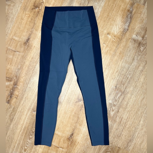 Athleta Pants - Athleta transcend color block 7/8 yoga, legging, tights. Small. Blue color block